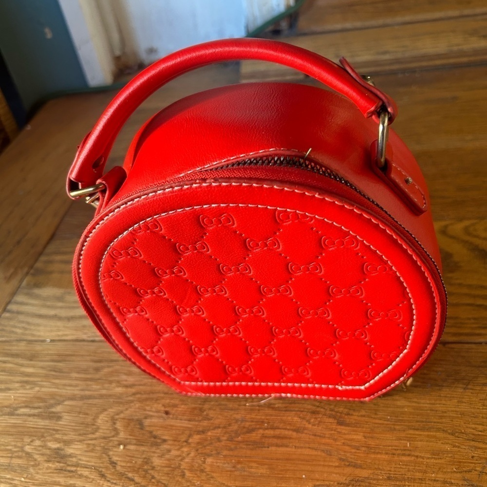 Satchel Round Red Purse. Crossbody Shoulder Adjustable Strap - Picture 7 of 11